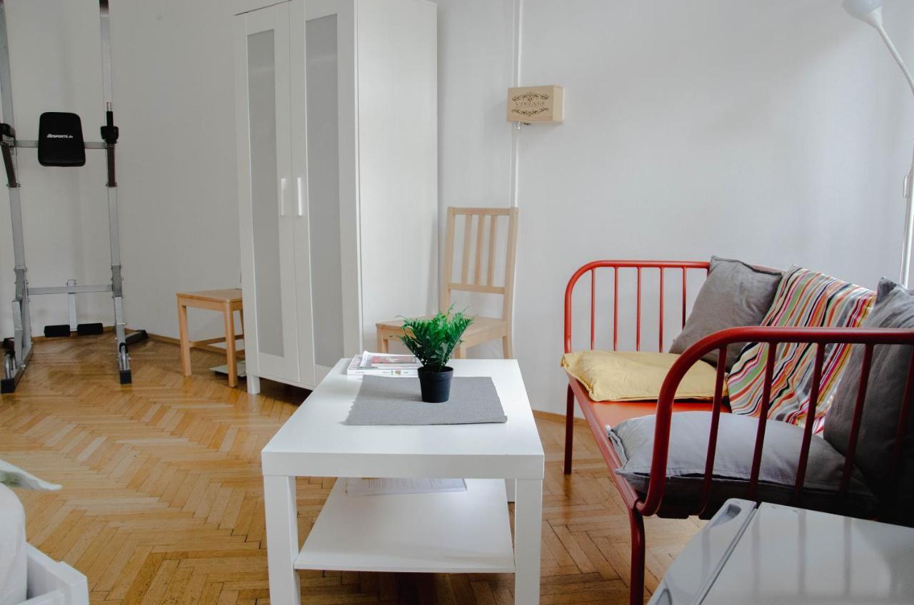 Wonderful Two Bedroom Apartment Wien Exteriör bild